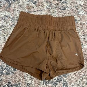 Women's High-Rise Woven Shorts 3" - JoyLab™